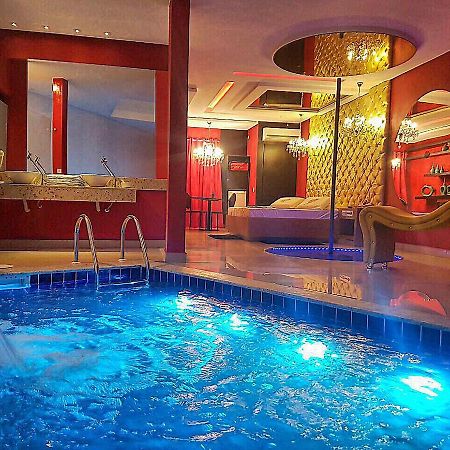 Happy Night (Adults Only) Hotel Cotia  Kültér fotó